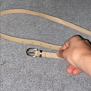 Nude skinny belt!